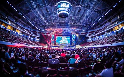 The Explosion of the eSports Market: Legal Challenges and Opportunities