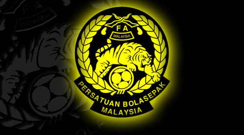 Dream League Soccer Nike Malaysia Kits and Logo URL Free Download